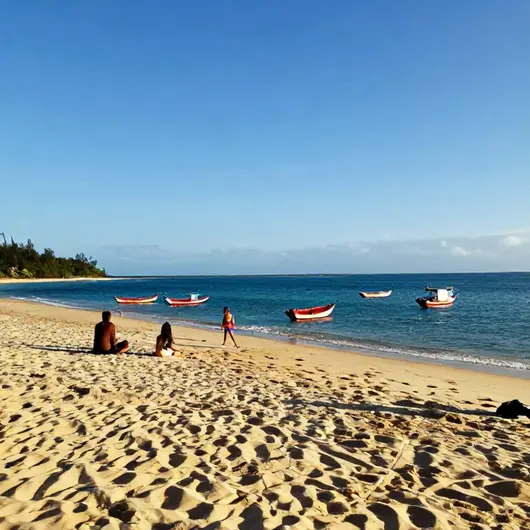 Descubra a Encantadora Praia do Sarney em Aracaju